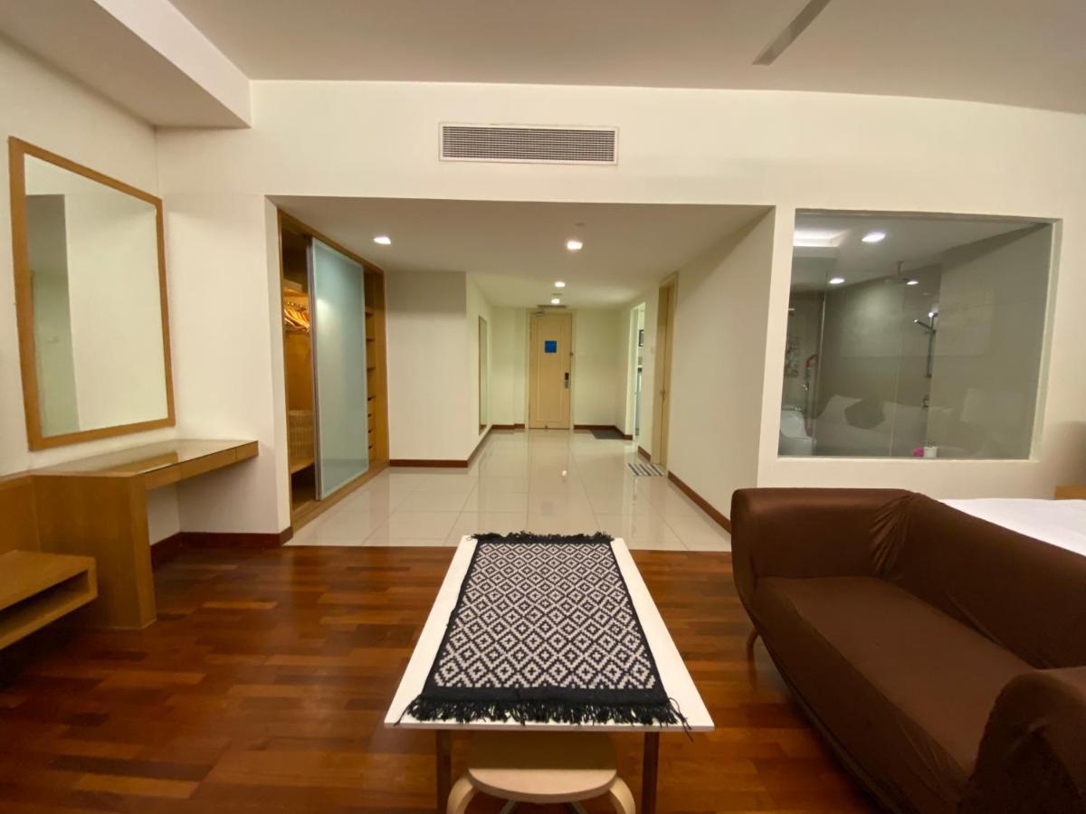 Klcc By Switzhome